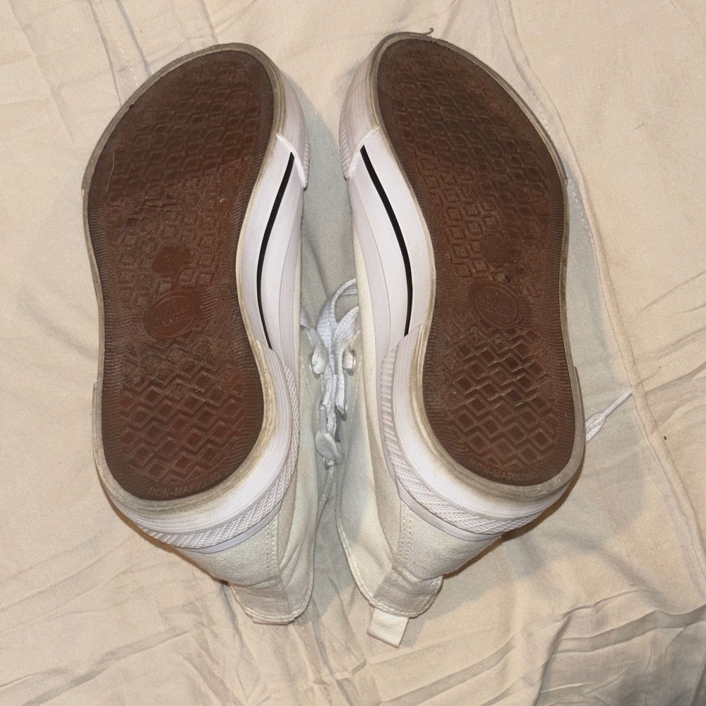 Chic White Kids Canvas High-Tops - Picture 7 of 7